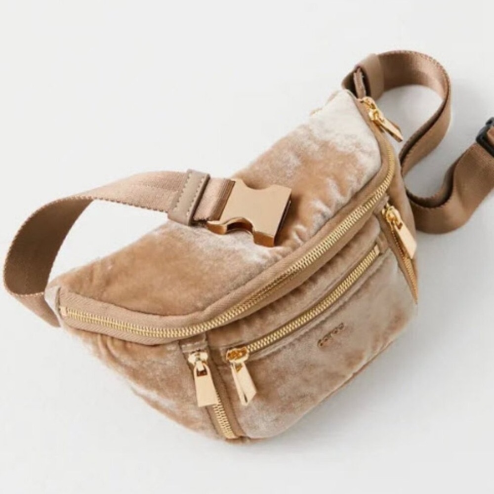 NWT FREE PEOPLE Caraa Velvet Sling Bag - Taupe